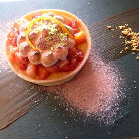 Gasthof Zum Hirsch Neukirch  ภายนอก รูปภาพ