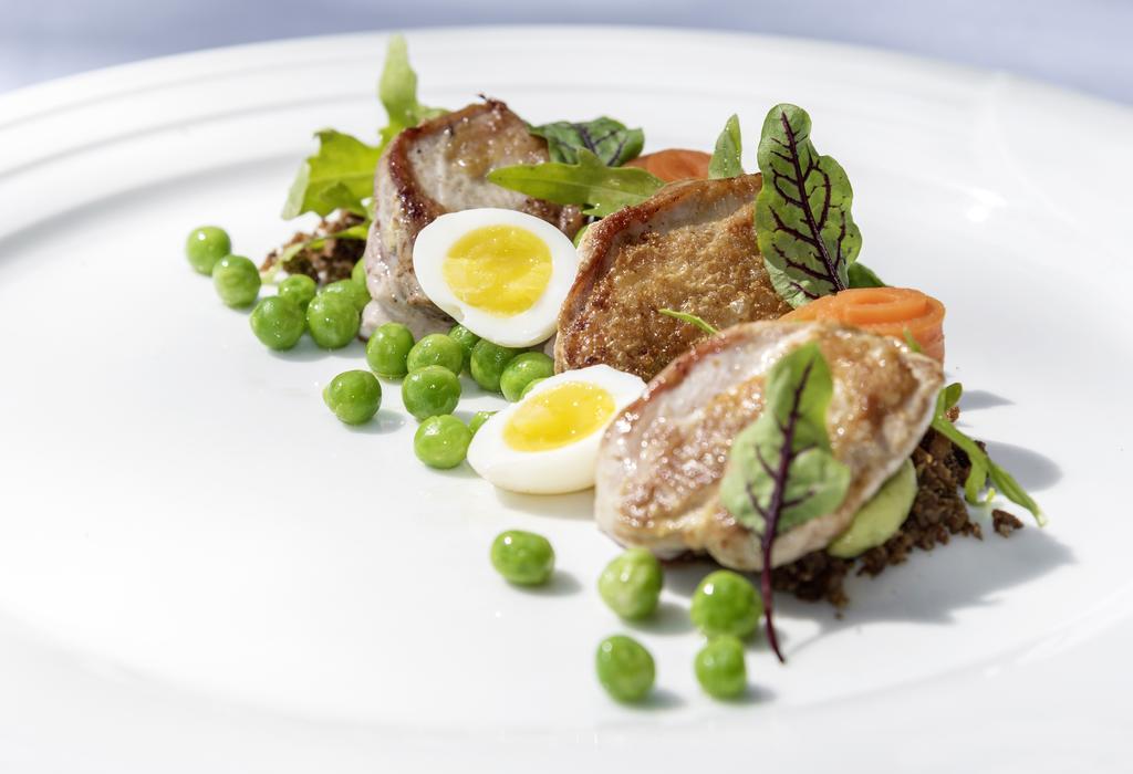 Gasthof Zum Hirsch Neukirch  ภายนอก รูปภาพ